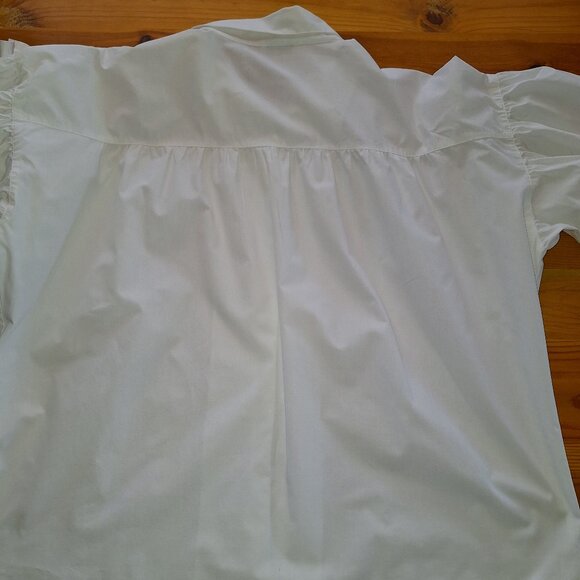 Vintage Moda International Long Sleeve Button-up Top - Picture 2 of 5